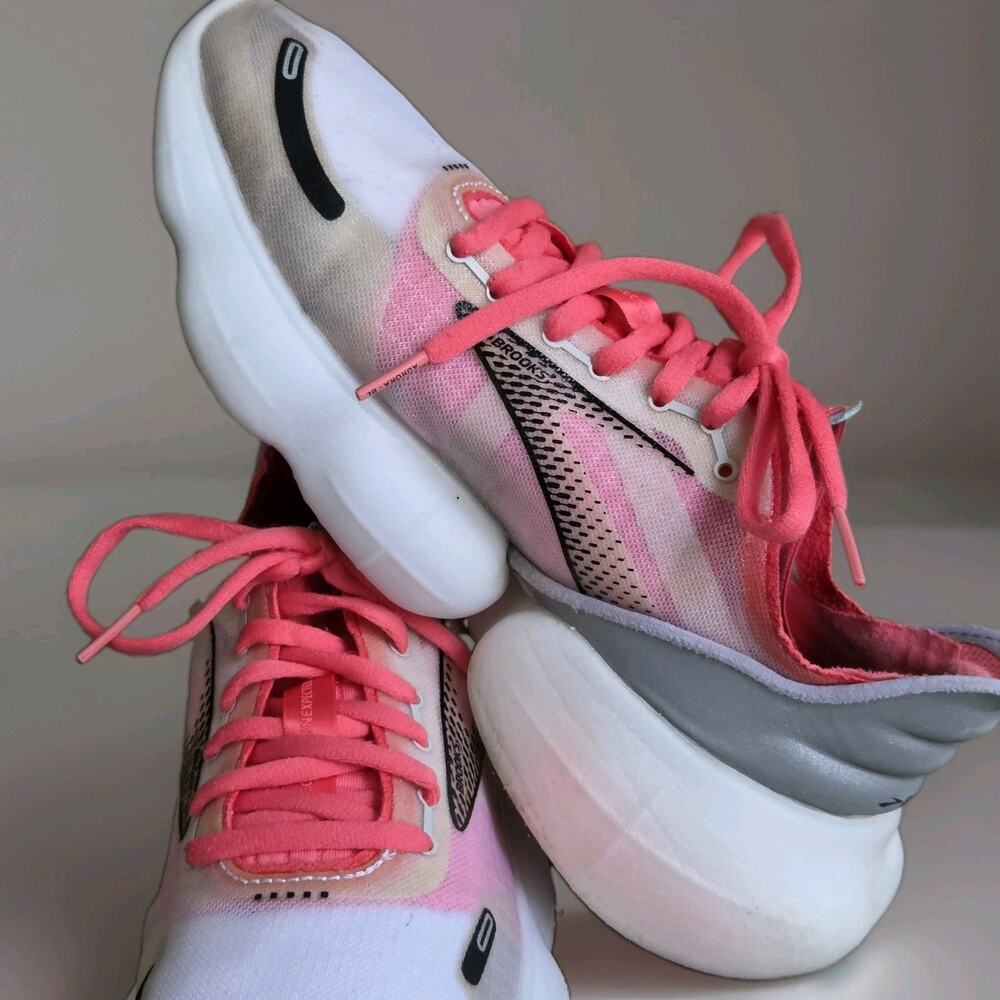Brooks Womens US 8.5 Aurora BL 1203541B068 White Running Shoes Sneakers